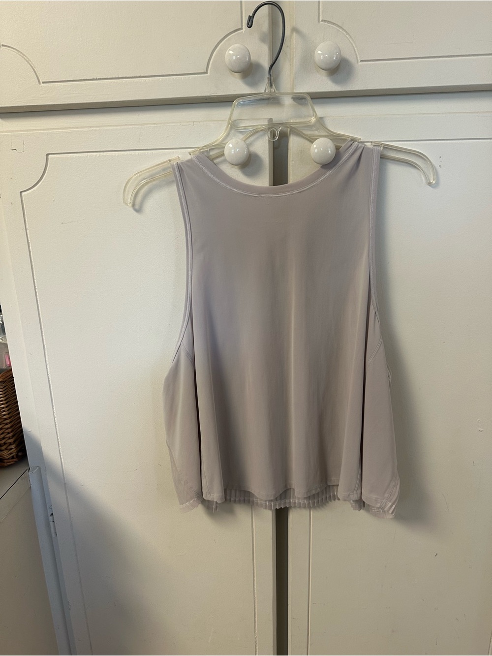 Women’s Sleeveless Crewneck Tank Top - Light Gray
